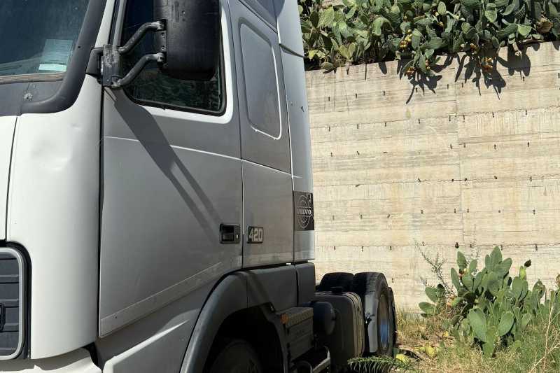 OmecoHub - Immagine VOLVO FH12